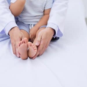arthrite juvenile enfant malade