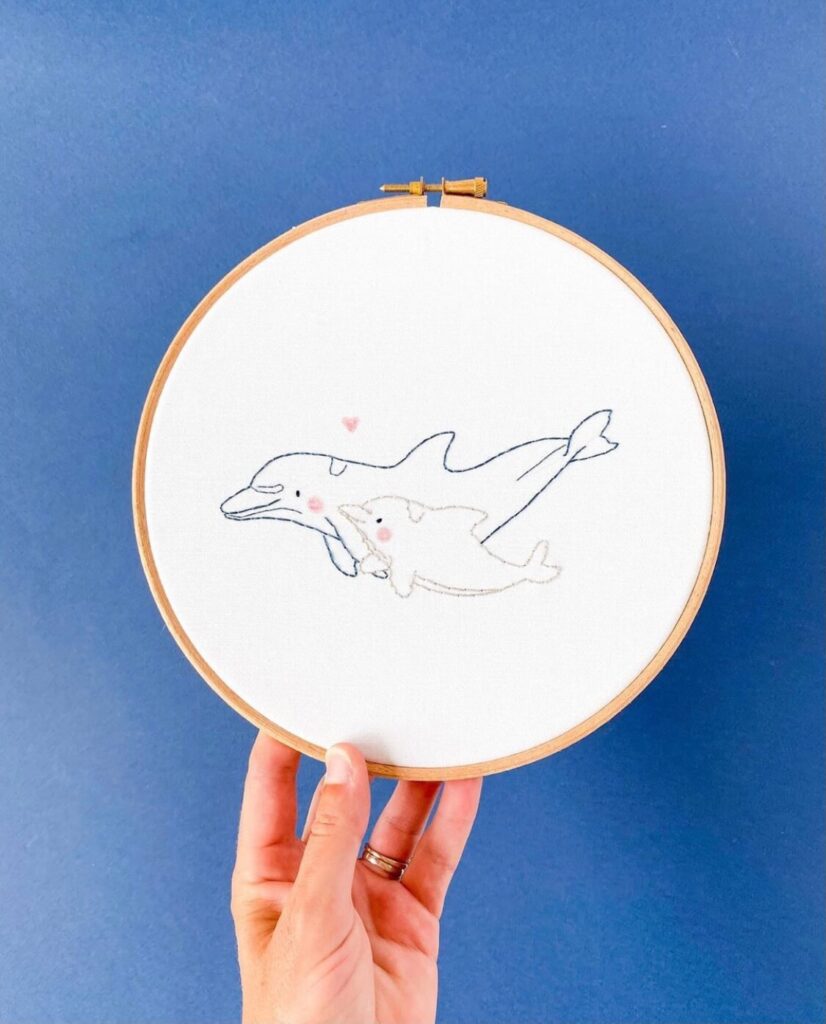 broderie-dauphins-atelier-hoop