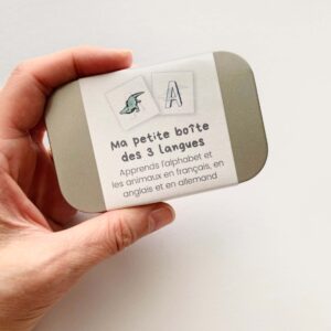 Boîte métallique compacte titoudou, tient dans une poche, dimensions 9,5 x 6,2 x 2,2 cm